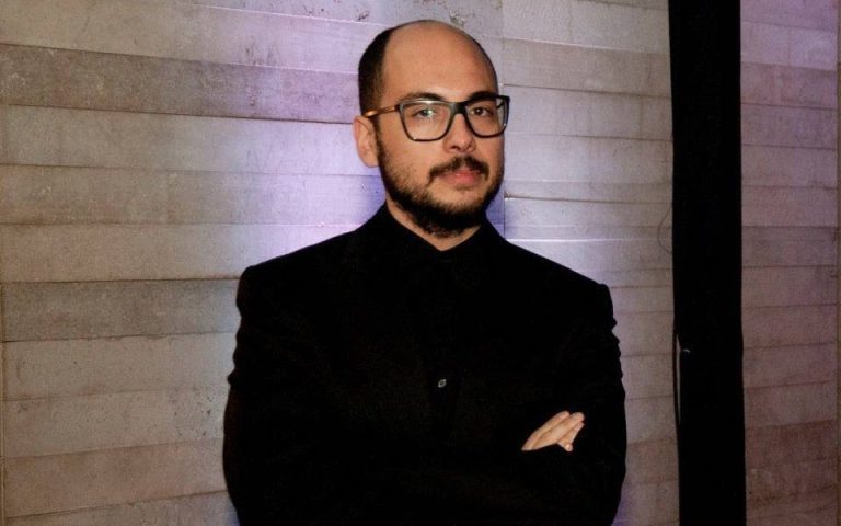 Nicolás López