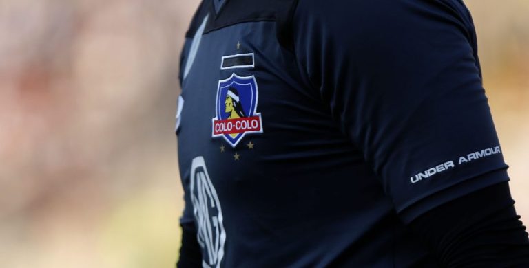 A seguir esperando: Colo Colo no revelará hoy nombre de marca de camiseta