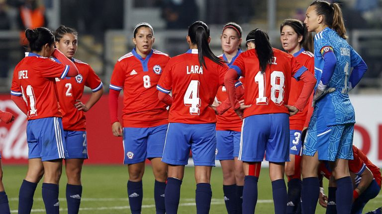Roja Femenina - Canal 13