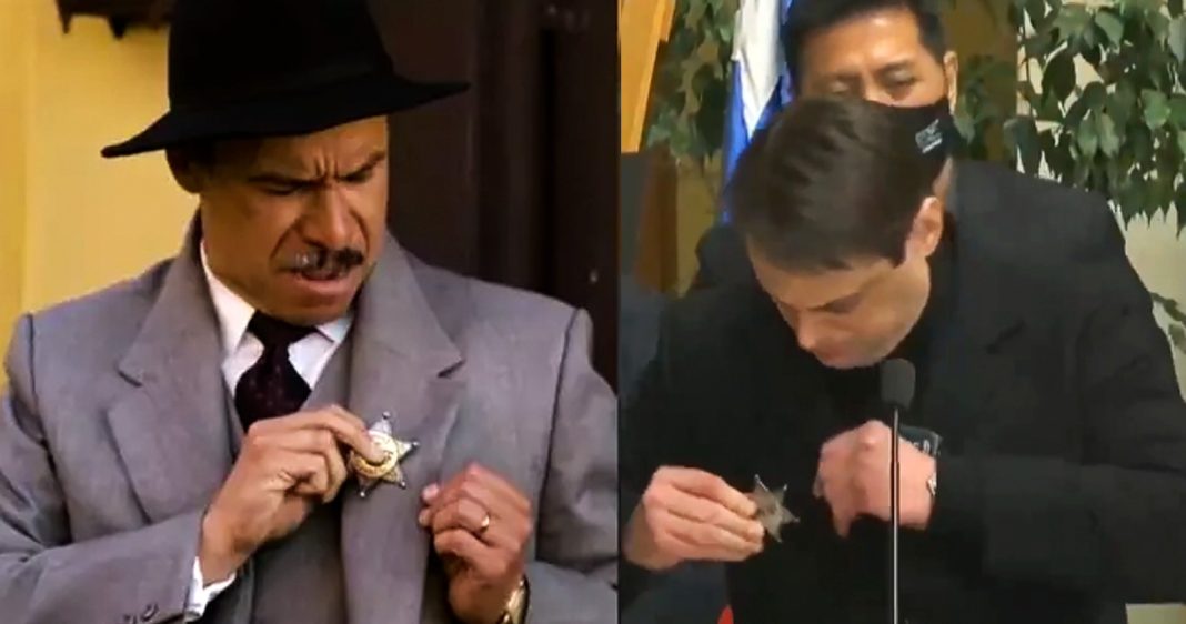 Guionista de exitosa teleserie de Mega explica jocosa sátira al «sheriff» Rivas