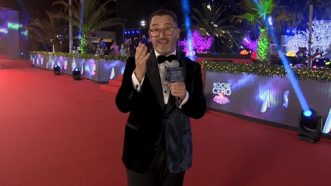 El «fail» de Eduardo Fuentes en entrevista con invitada a gala Eduardo Fuentes