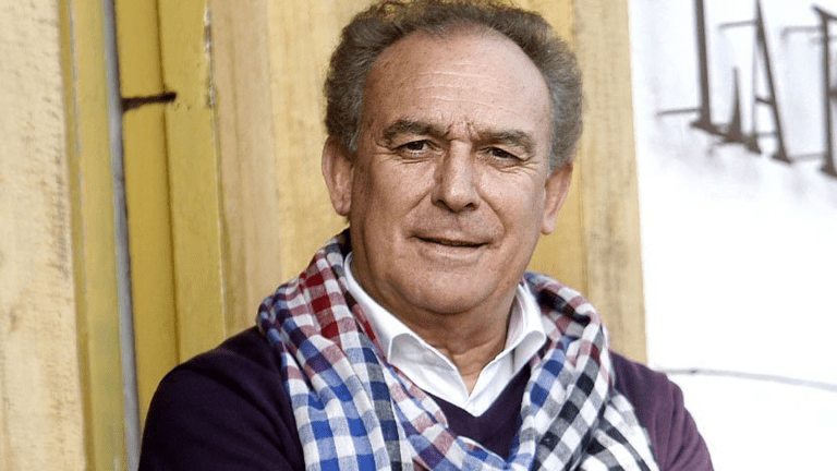 César Antonio Santis