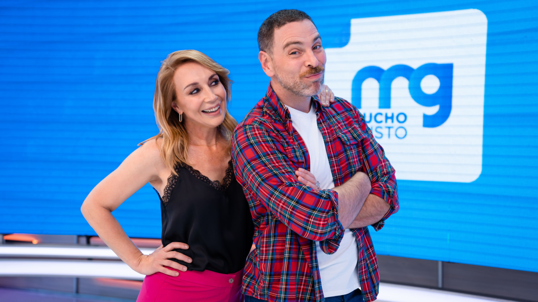 Mega «madruga» a Contigo en la mañana en una nueva «batalla matinal» Mucho Gusto | Mega