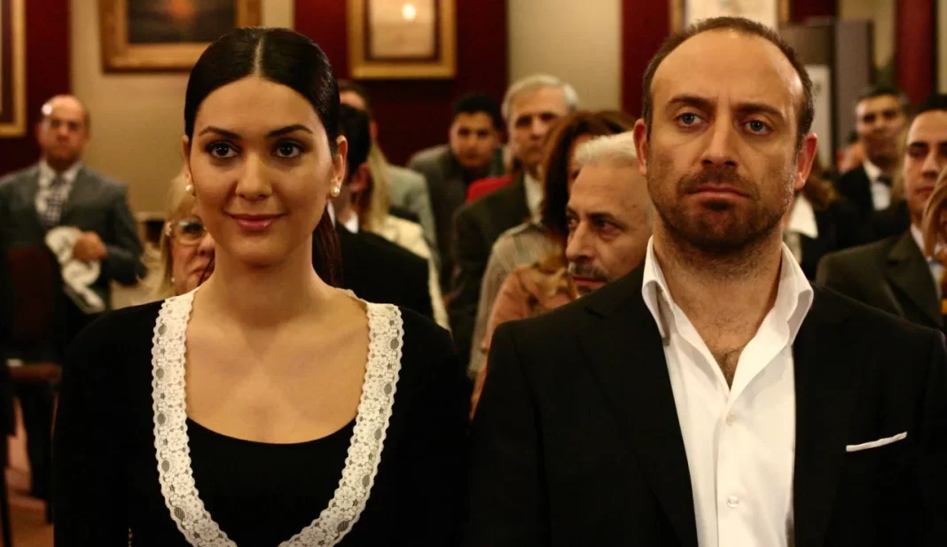 Chilevisión sorprende con el regreso triunfal de «Las Mil Noches» Las mil noches de Onur y Sherezade - Chilevisión