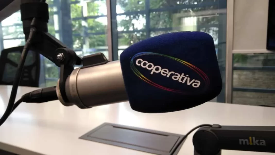 El sacrificio de un gigante: Radio Cooperativa vende su casa para sobrevivir
