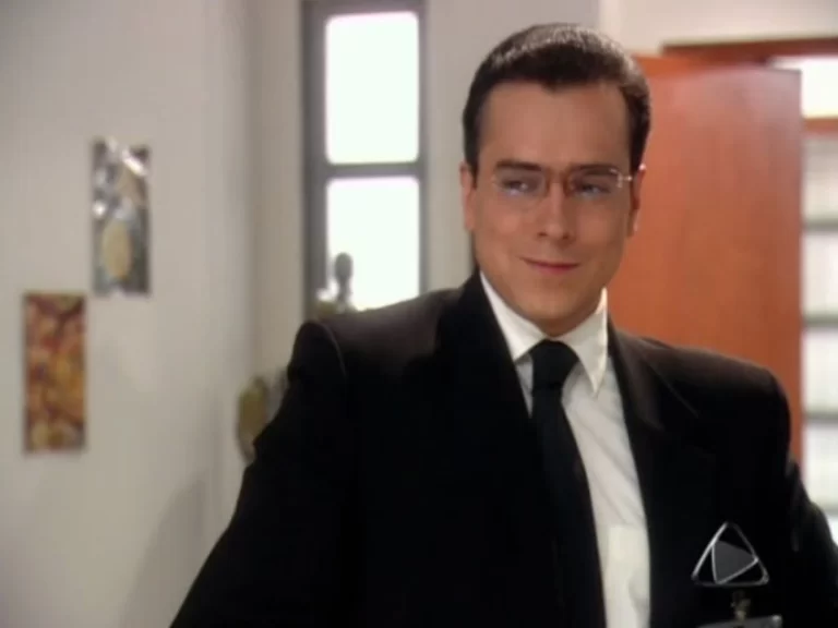 ¡Tan divino! Armando Mendoza de regreso en Canal 13 en otra teleserie