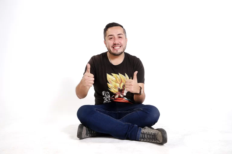 ¿Virgen a los 30? El "poeta" y su vida amorosa tras ¿Ganar o Servir?