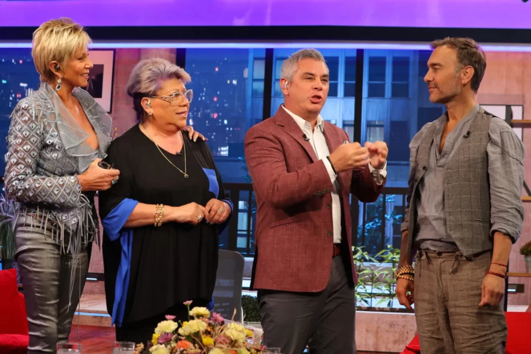 ¡Fuego en TV+! Raquel Argandoña enfurecida exige despido de compañero por «cahuinero» TV+ - Tal Cual - Raquel Argandoña