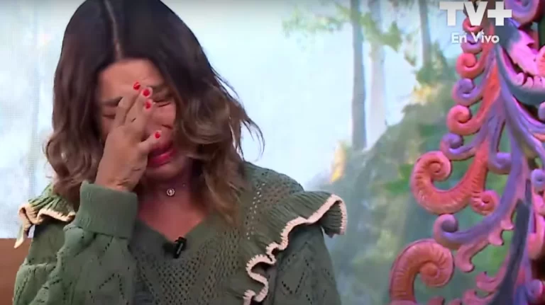 Francisca Merino rompió en llanto en pleno programa