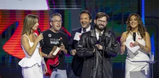 boric teletón gabardina emmanuel