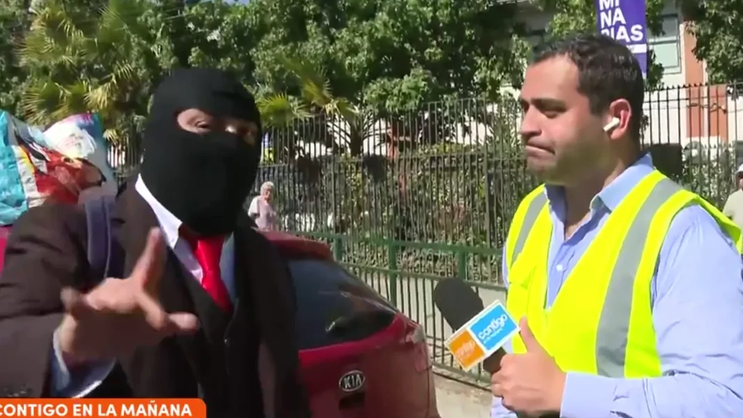 «Encapuchado» genera tenso momento en Contigo en la mañana