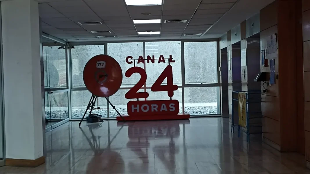 Canal 24 Horas: La maratónica cobertura electoral de TVN con 35 debates
