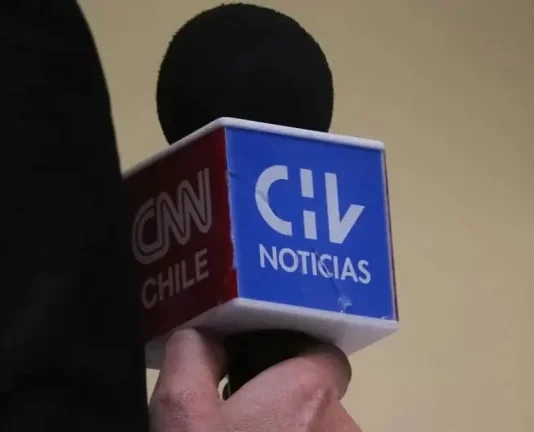 Pedro Azócar periodista Chilevisión editor programas especiales documentales