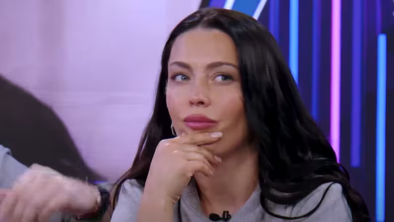 "Ser madre no es un pedestal": La lección de Paola Capelli que desarmó a Daniela Aránguiz