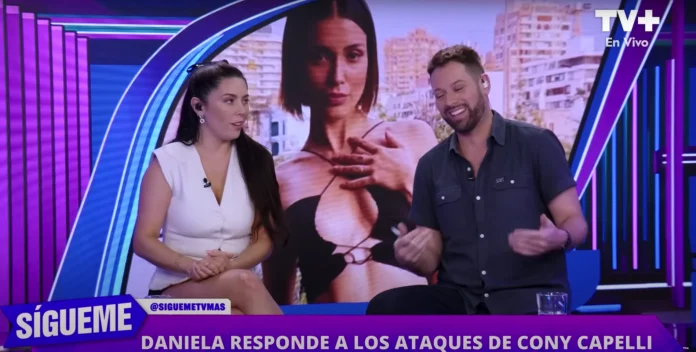 Daniela Aránguiz atacando a Coni Capelli en Sígueme