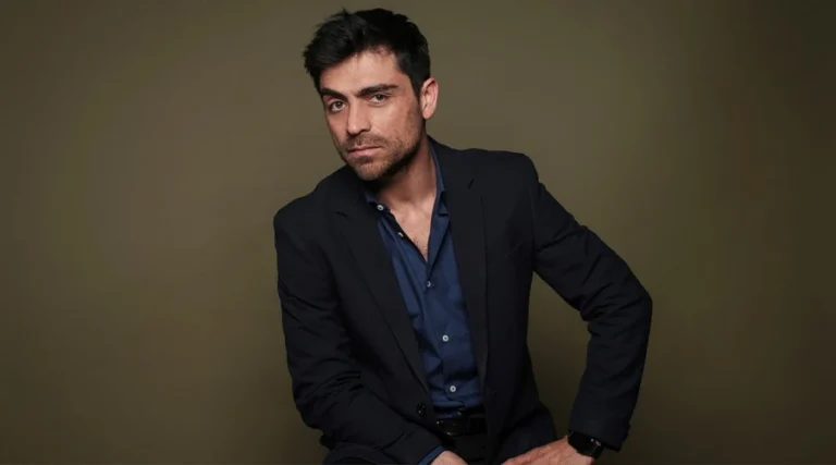 El sueño secreto de un galán de Mega: Etienne Bobenrieth revela el bar que lo alejará de las teleseries