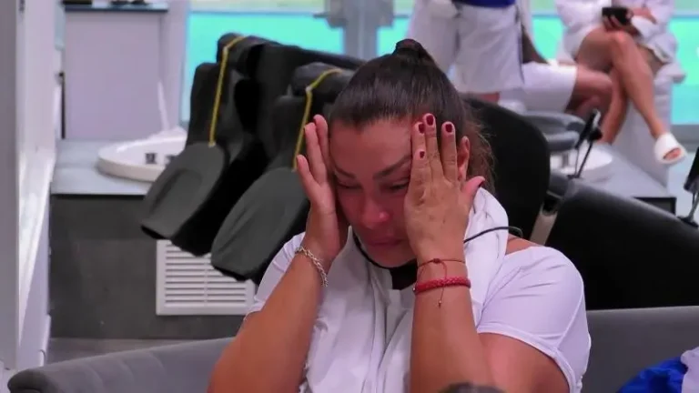 El colapso de Marlen Olivari: Llora amargamente por traición de su propio equipo
