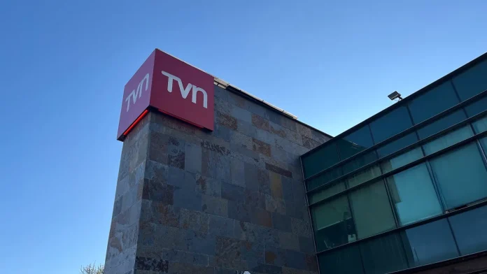 Estudios de TVN programación 2026 falta de estrenos televisión chilena