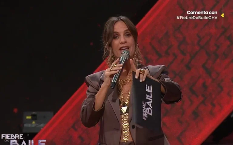 Diana Bolocco en "Fiebre de baile" (Chilevisión)
