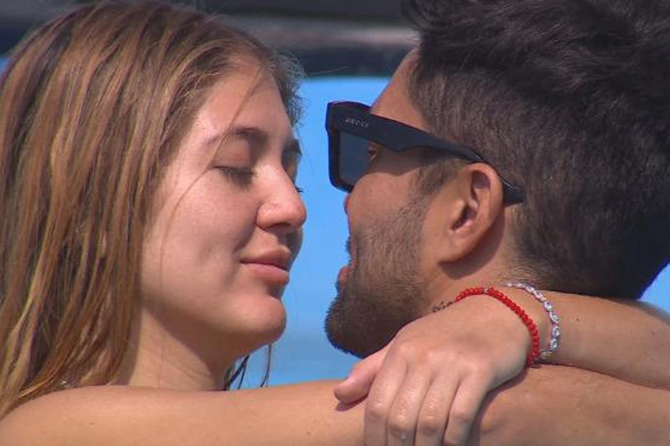 Disley Ramos responde a la negativa de “Mago” Jiménez a casarse y si afectará su relación