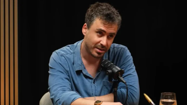 Nicolás Oyarzún se sincera sobre la adicción que lo acompañó por años: “Dejé de fumar hace dos meses con psiquiatra”