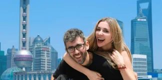 "Viajando Ando" en Mega