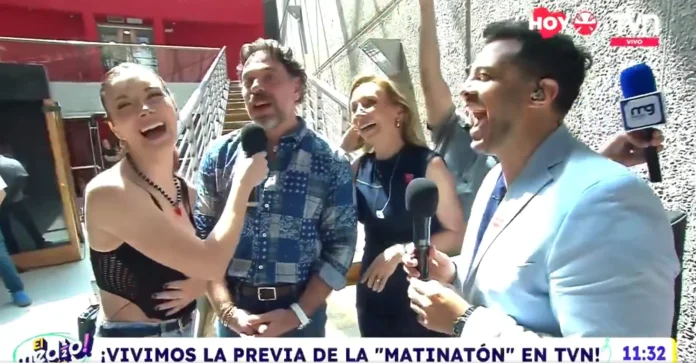 Carla Jara Momento en el que Carla Jara fue abordada por José Antonio Neme en la "matinatón"