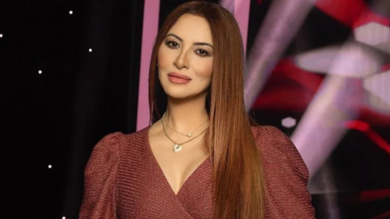 La "selfie" más codiciada: El pasillo de admiración de ministras y la contralora a Myriam Hernández