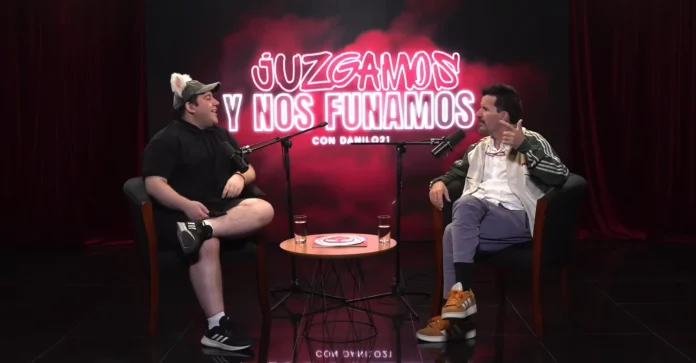 Vasco Moulián hablando sobre 31 Minutos en el programa online de Danilo 21