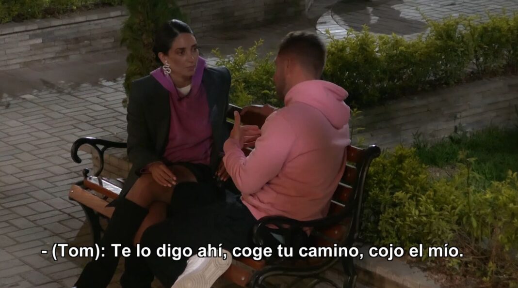 «Coge tu camino»: El feroz ultimátum de Tom Brusse tras el beso de Camila Nash y Luis Mateucci