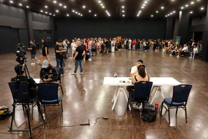 Casting de Vecinos al límite Parque Araucano masivo Canal 13