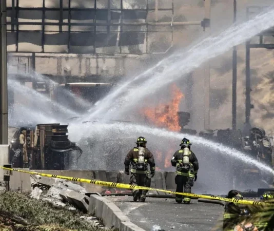 Dron de Chilevisión en explosión de Renca y logo del CNTV denuncias periodismo