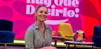 Gisella Gallardo en el panel de Hay que Decirlo de Canal 13