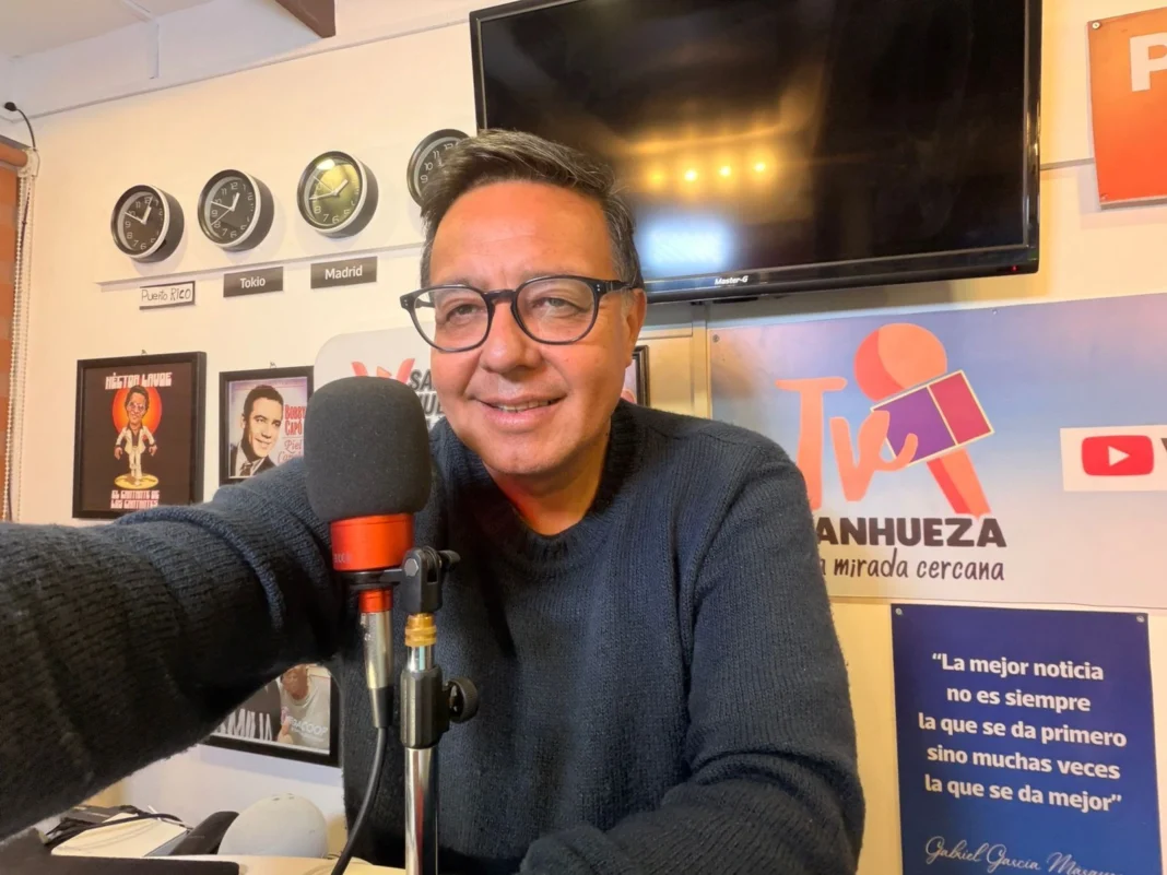 Álvaro Sanhueza durante la entrevista con El Filtrador sobre su salida de Mega