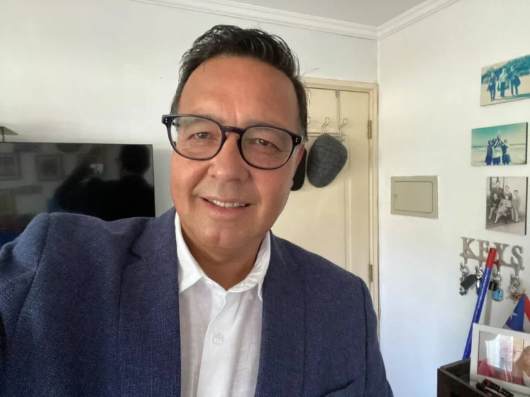 «Me cagó mi carrera de sopetón»: El crudo descargo de Álvaro Sanhueza contra Gema Contreras y su abrupta salida de TVN