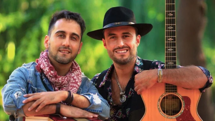 Los Vásquez, Enzo e Ítalo Vásquez, en el escenario del Festival Bamba