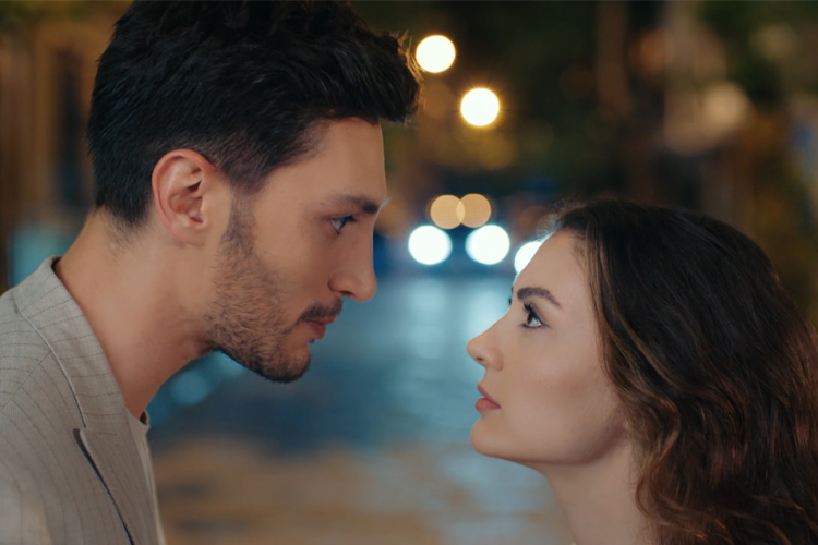 Nueva teleserie de Mega casi comparte el primer lugar en su debut
